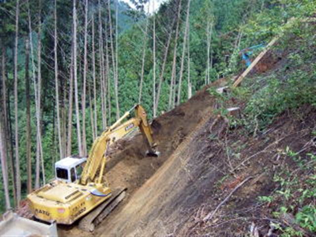 森林管理道野井張線の開設状況写真です