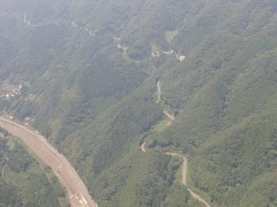 森林基幹道作西線の写真です