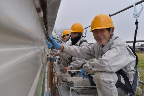外壁塗り替え作業