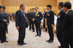 政府主催全国都道府県知事会議