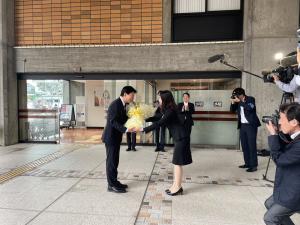 知事初登庁