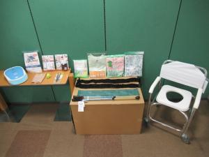 各種自助具等