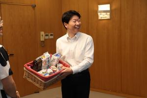 牛乳月間消費拡大キャンペーン表敬訪問