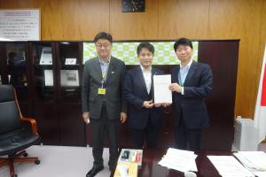 同左〔滝波 農林水産副大臣〕