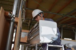エアコン取りつけ実習