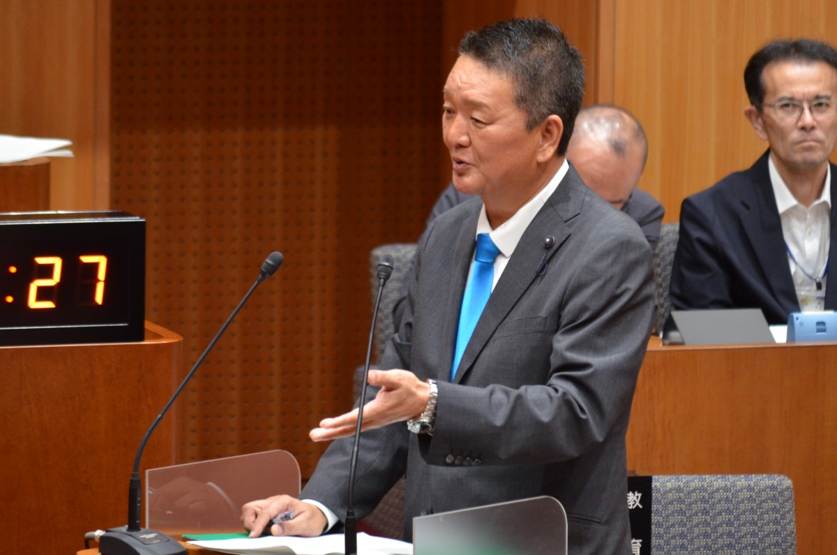 清水薫議員