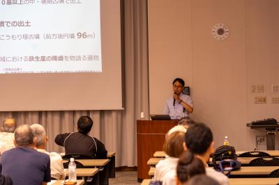 藤井主任の講演の様子