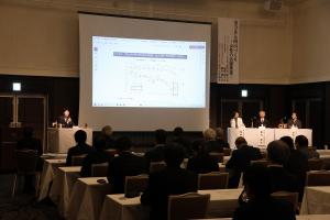 内外情勢調査会懇談会