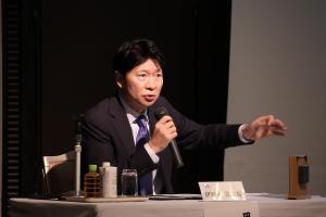 内外情勢調査会懇談会