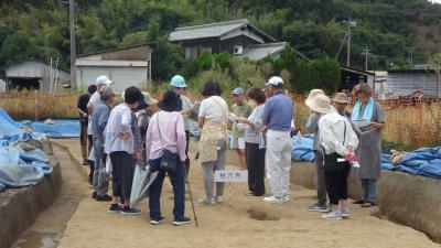 現地説明会の様子