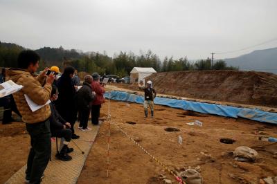 現地説明会の様子