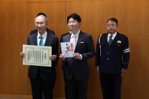 交通遺児就学援助資金贈呈式〔岡山トヨタ自動車株式会社〕