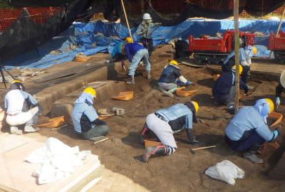 現在の夏の発掘現場