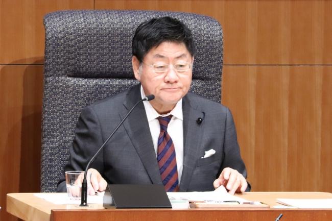 ２月定例会閉会（議長）