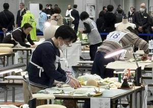 婦人服製作競技の写真
