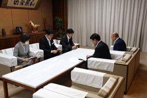 若年者雇用等に関する経済団体への要請行動
