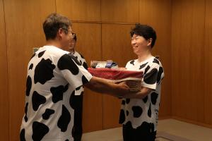 牛乳月間消費拡大キャンペーン 表敬訪問