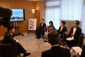 ACジャパン広告学生賞グランプリ 県立大学生 表敬訪問