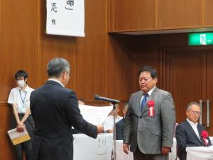支部長