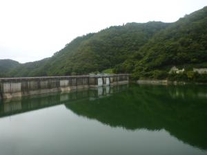 河本ダム