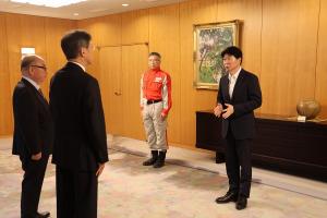 山陽新聞社会事業団から日本赤十字社岡山県支部への令和8年熊本地震災害義援金贈呈式