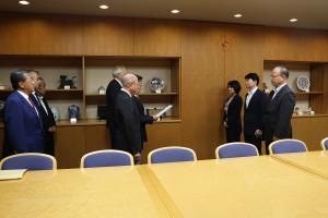 旧市民病院跡地の活用についての陳情書受取
