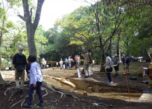 現地説明会の様子