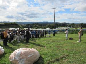 吉備中央町のブドウ園で研修１