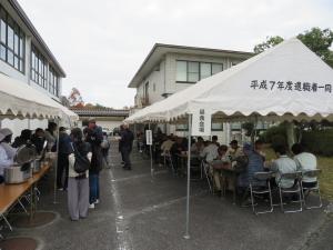 　昼食風景（おかやま和牛肉の牛丼）