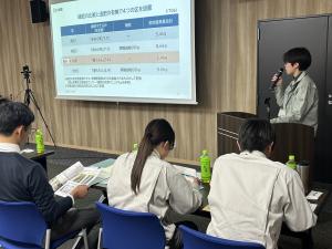 緑肥実証ほの結果について説明