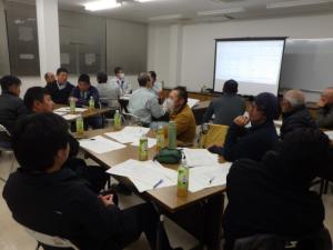 検討会の様子(1)