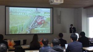 新農業経営者クラブが活動実績を発表している写真