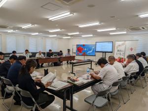 【会議のハイブリッド開催の様子】