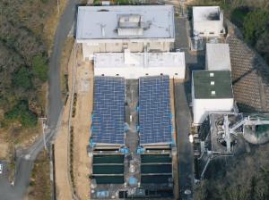 笠岡浄水場太陽光発電システムの写真