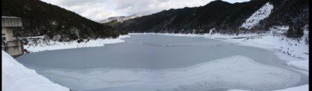 湖面凍結状況写真