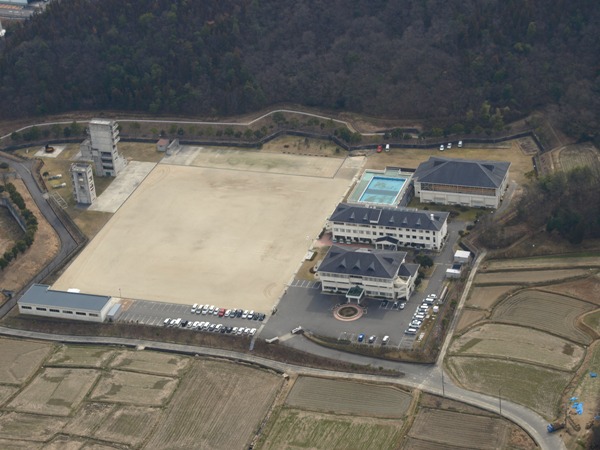 上空から撮影した消防学校です。